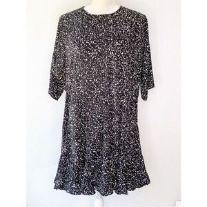 Vici Black and White Flare Ruffle Hem Dress Size Small